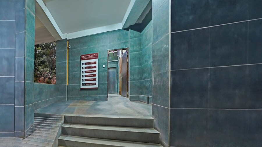 Super Collection O Baner Hillview Pune