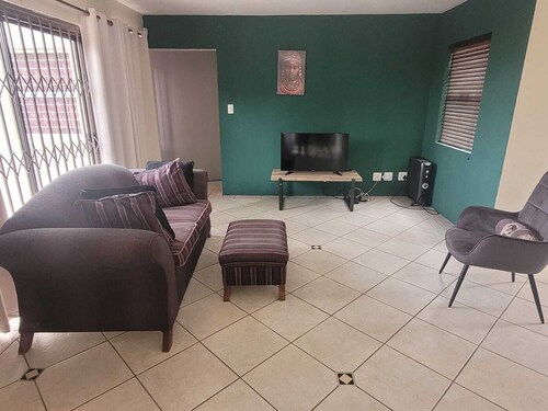 Awesome 3-bedroom house in Pretoria perfect for your getaway