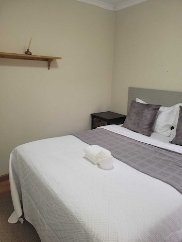 Awesome 3-bedroom house in Pretoria perfect for your getaway