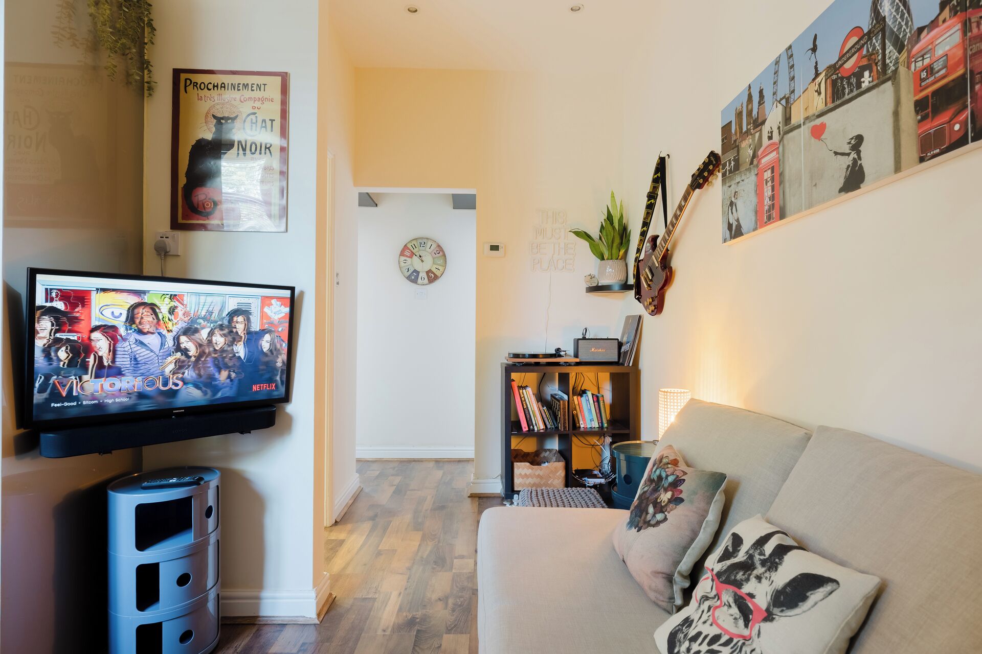 TV, stereo, offices