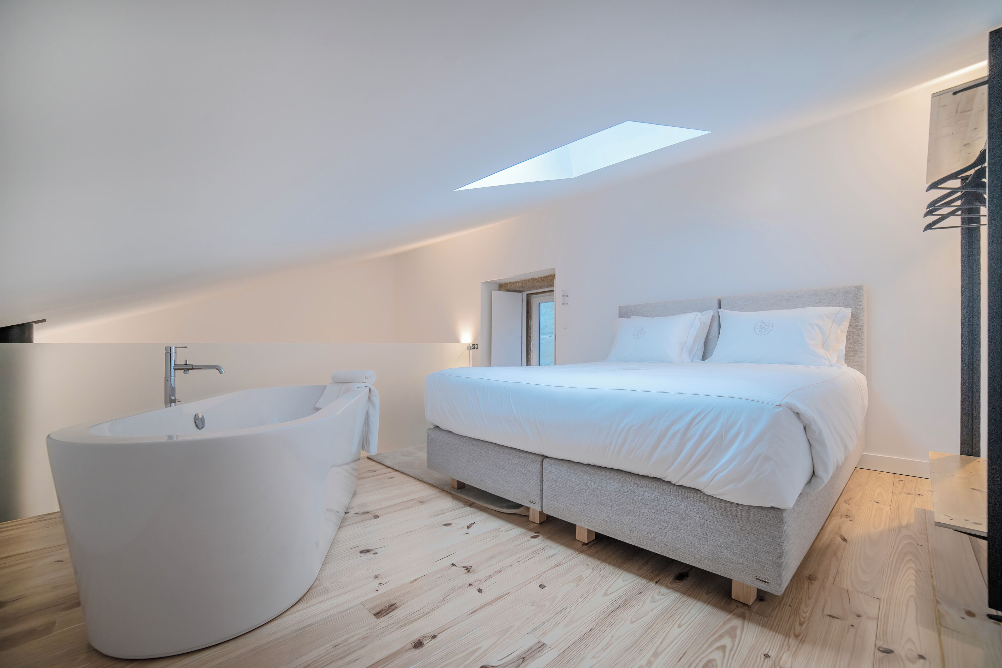 Deluxe Double Room, Garden View | Free WiFi