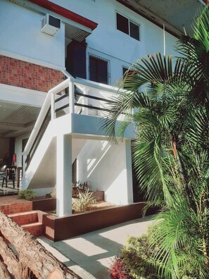 Ngoại thất