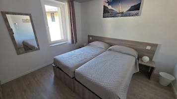 Standard Twin Room | Free WiFi