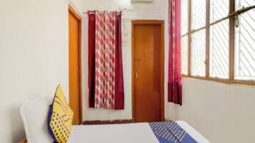 Deluxe Single Room, Air conditioning, City View | View from room