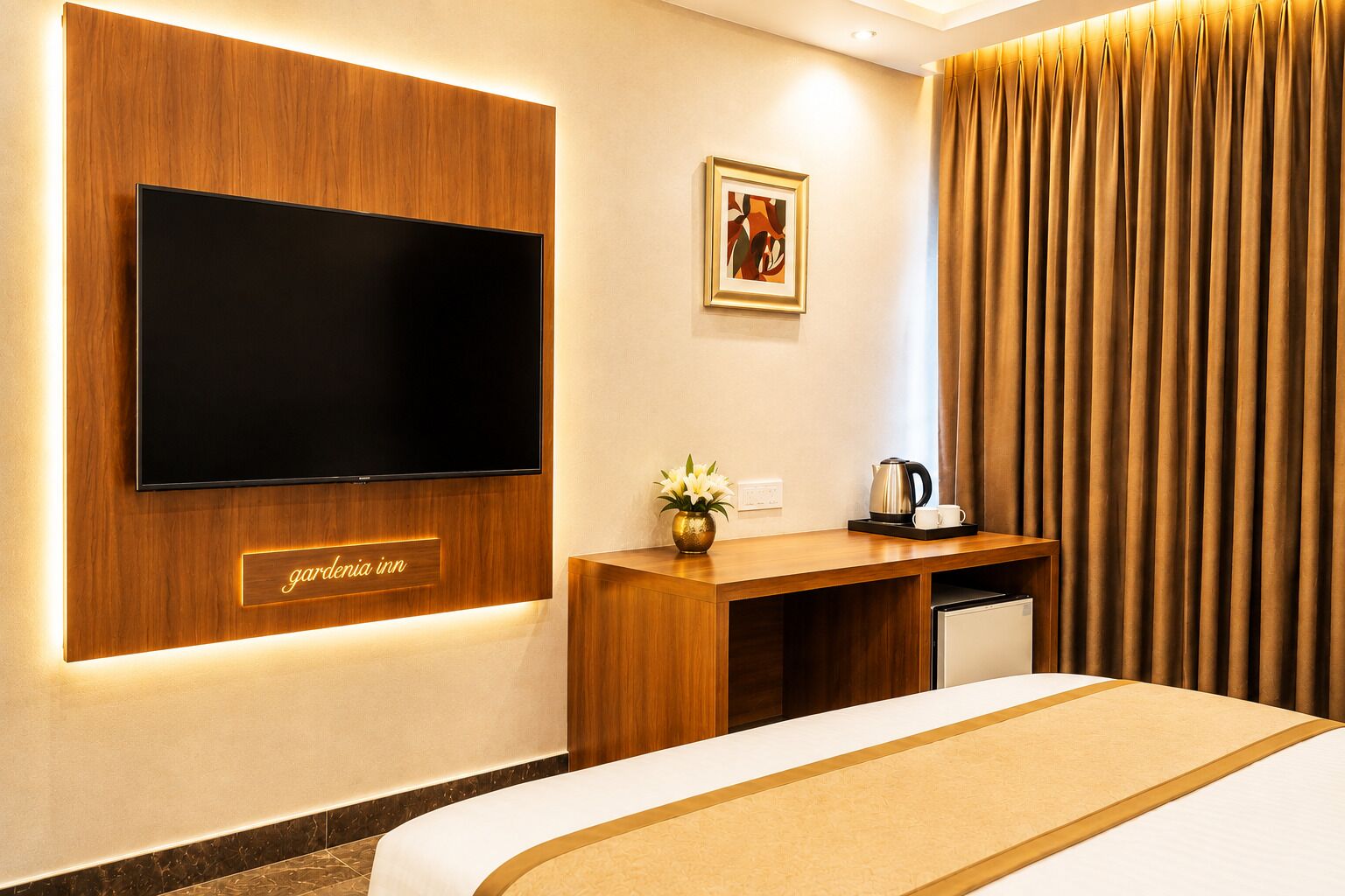 Executive Room, City View | Desk, laptop workspace, WiFi (free)
