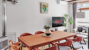 Apartment | In-room dining