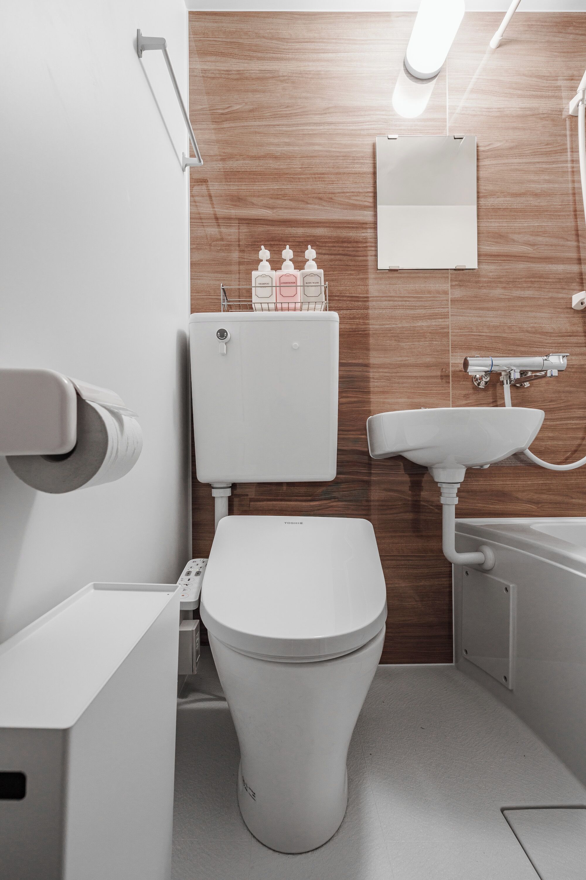 Apartment | Bathroom