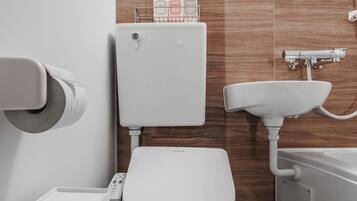 Apartment | Bathroom
