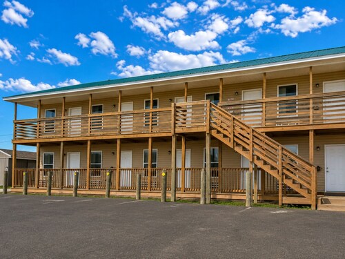 Tumbleweed Inn & Suites