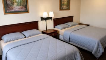 Classic Double Room, 2 Queen Beds, Non Smoking, Kitchenette | WiFi (free)