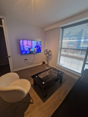 Apartment, 1 Bedroom, Accessible, Balcony | Living room - Spacious 2-bedroom Apartment With Ease in London (London)