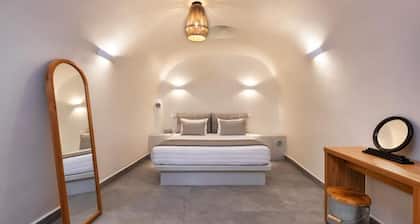 Cavora Suites