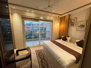 Double Room, City View | Free WiFi - Hotel alvish (Delhi)