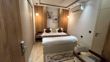 Double Room, City View | Free WiFi