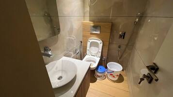 Free toiletries, hair dryer, towels, soap