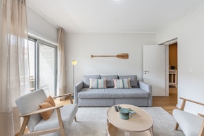 House | 3 bedrooms - Nomad s Family - 3bdr The Home Base Porto (Porto)