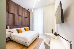 Chambre Quadruple Supérieure, cuisine | Bureau, espace de travail pour ordinateur portable, rideaux occultants