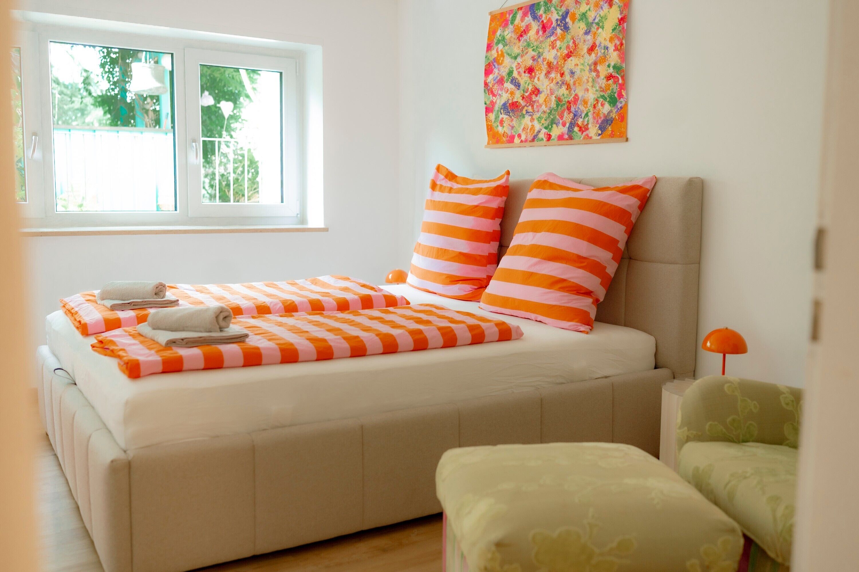 3 bedrooms, iron/ironing board, WiFi, bed sheets