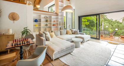 Casa Haidi – Family & Friends Retreat with Terrace, Garden & Wi-Fi