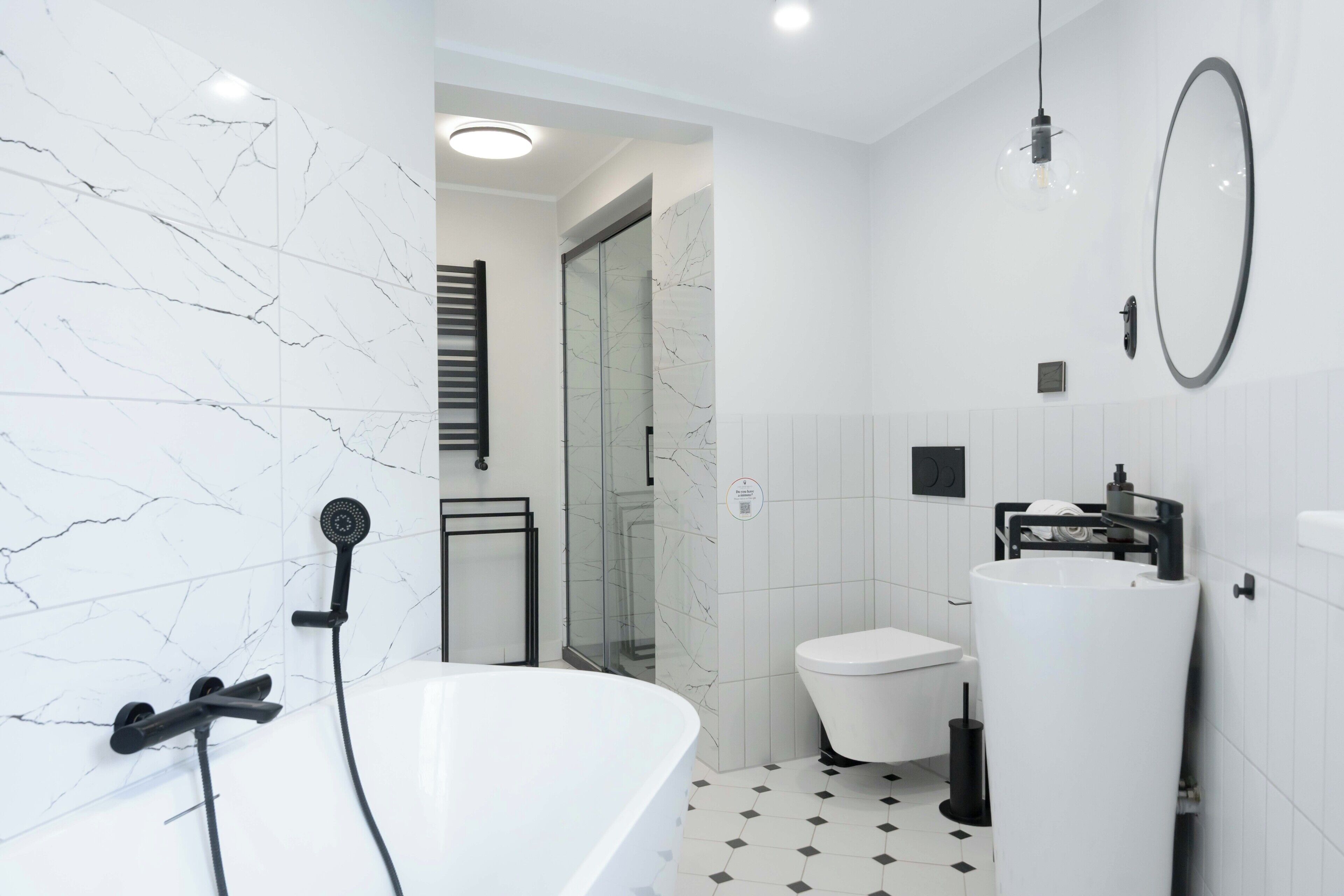 Deluxe Apartment, Non Smoking, Private Bathroom | Bathroom
