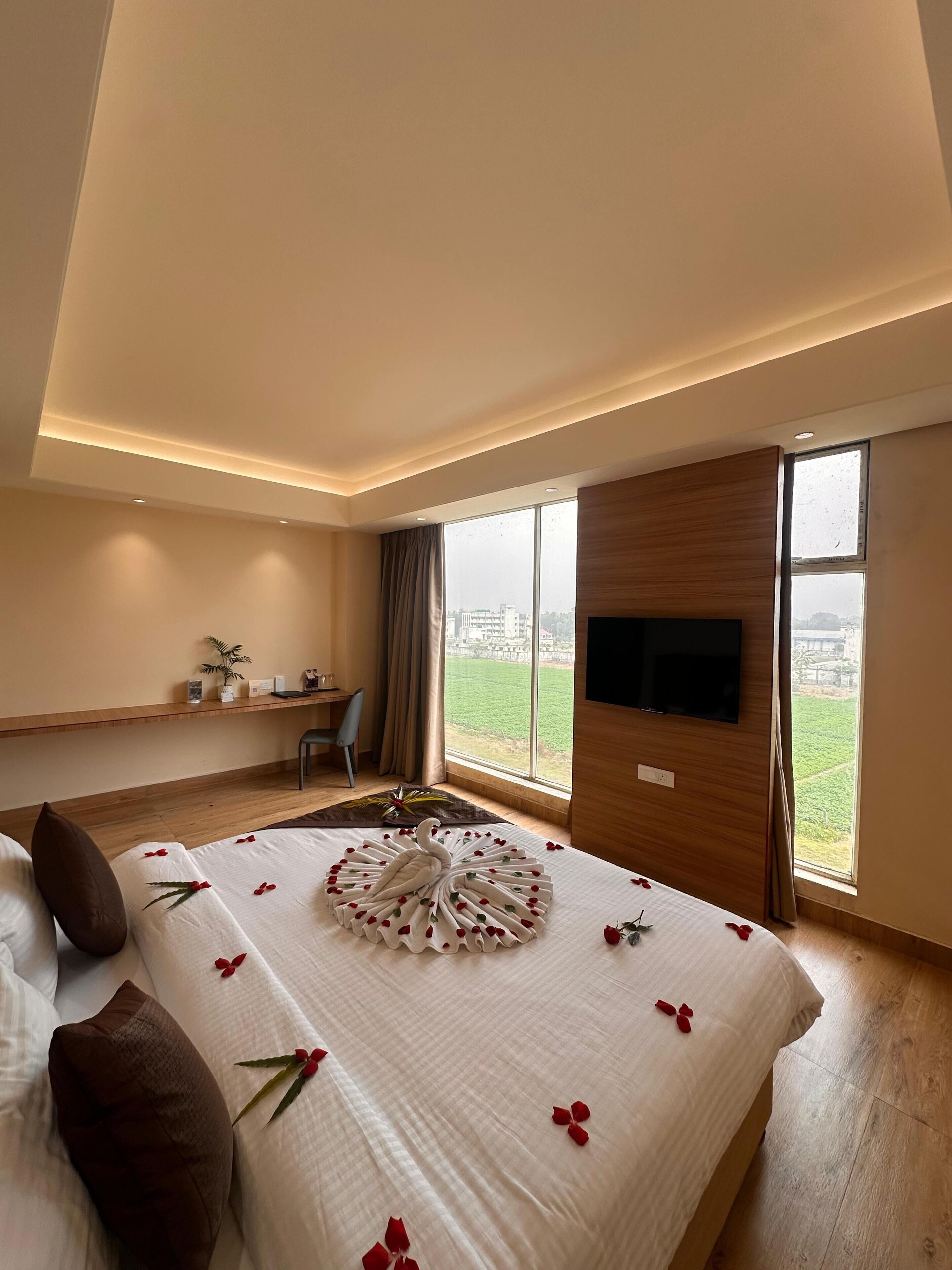 Double or Twin Room, Hill View | In-room safe, soundproofing, iron/ironing board (on request)