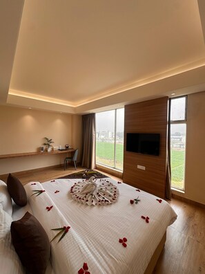 In-room safe, soundproofing, iron/ironing board (on request) - Hotel Palacio Regency  (Alipurduar)
