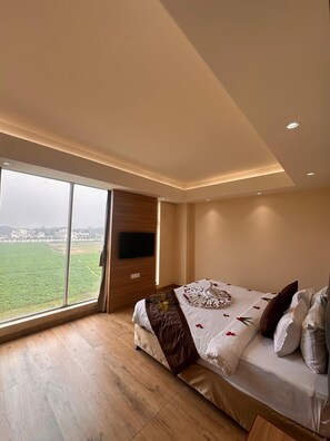 In-room safe, soundproofing, iron/ironing board (on request) - Hotel Palacio Regency  (Alipurduar)