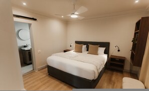 Room - One Bed Apt Modern Cozy Secure Sea Point (Cape Town)