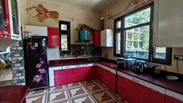 House, 3 Bedrooms, Smoking | Bahagian dalam