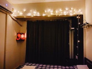 1 chambre, fer et planche à repasser, Wi-Fi, draps fournis