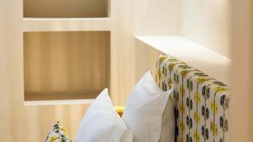 3 bedrooms, iron/ironing board, travel cot, WiFi