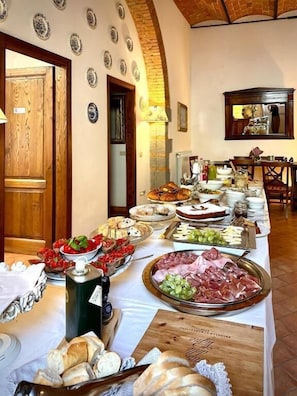 Dining - Fattoria i Ricci Agriturismo (Toscana)