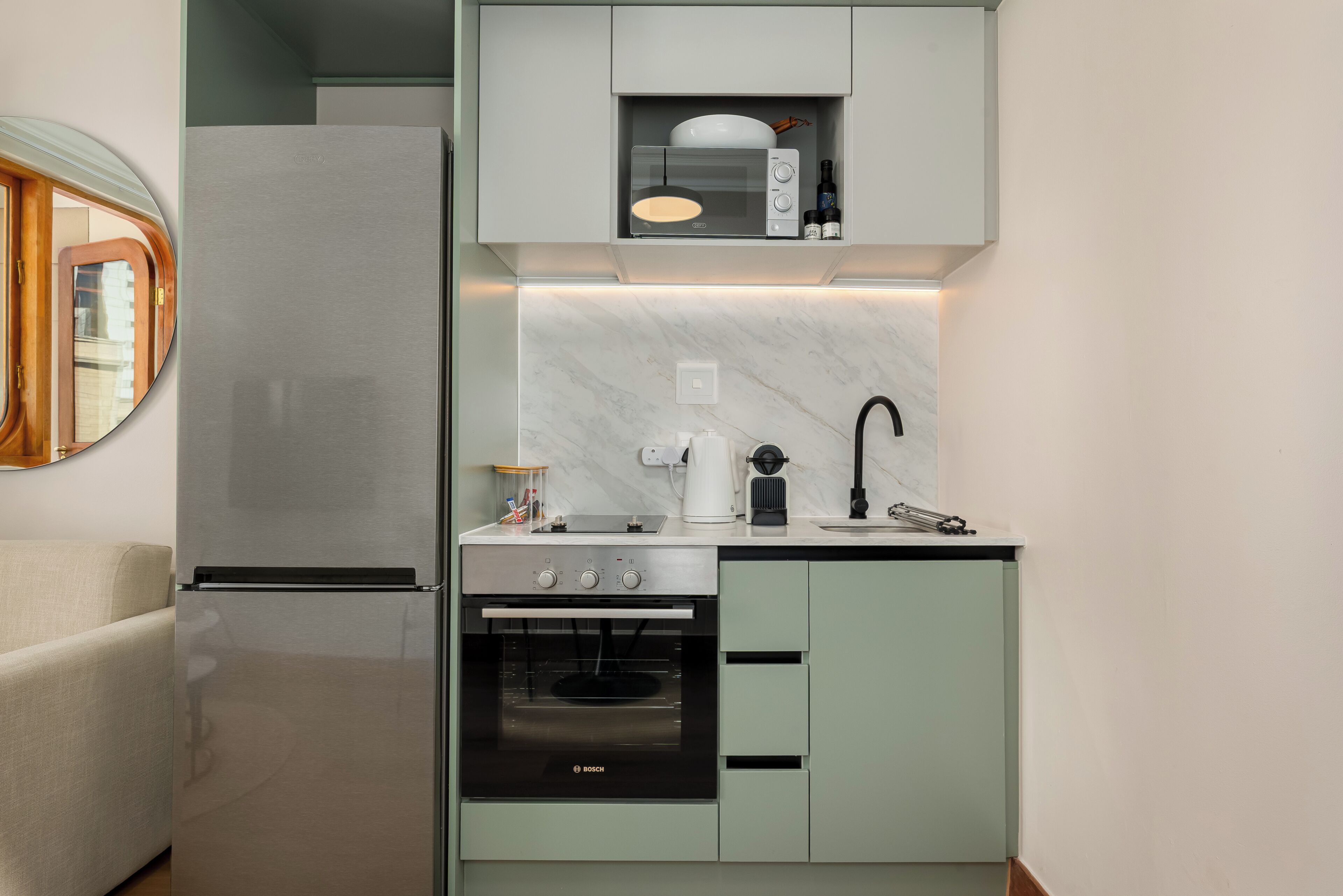 Fridge, microwave, oven, stovetop