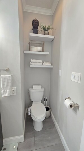 Bathroom - Home away from Home - Grill, Patio, Near Lake, Shops & Entertainment, The Colony (The Colony)