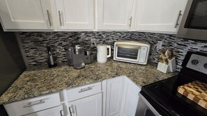 Private kitchen - Home away from Home - Grill, Patio, Near Lake, Shops & Entertainment, The Colony (The Colony)