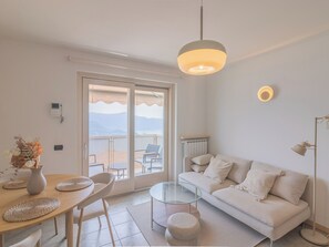 Living area - EnjoyIseoLake - Lake Horizon (Plassi)