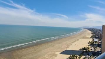 Beach nearby, 3 beach bars
