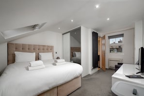 Room - GuestReady - Modern Cottage, East Finchley Village (London)