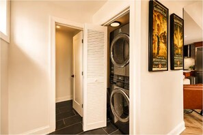 Interior - The Union Flat: Union Market's Premier Rental (Washington)