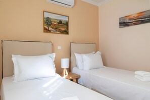 3 Schlafzimmer, Bügeleisen/Bügelbrett, WLAN, Bettwäsche