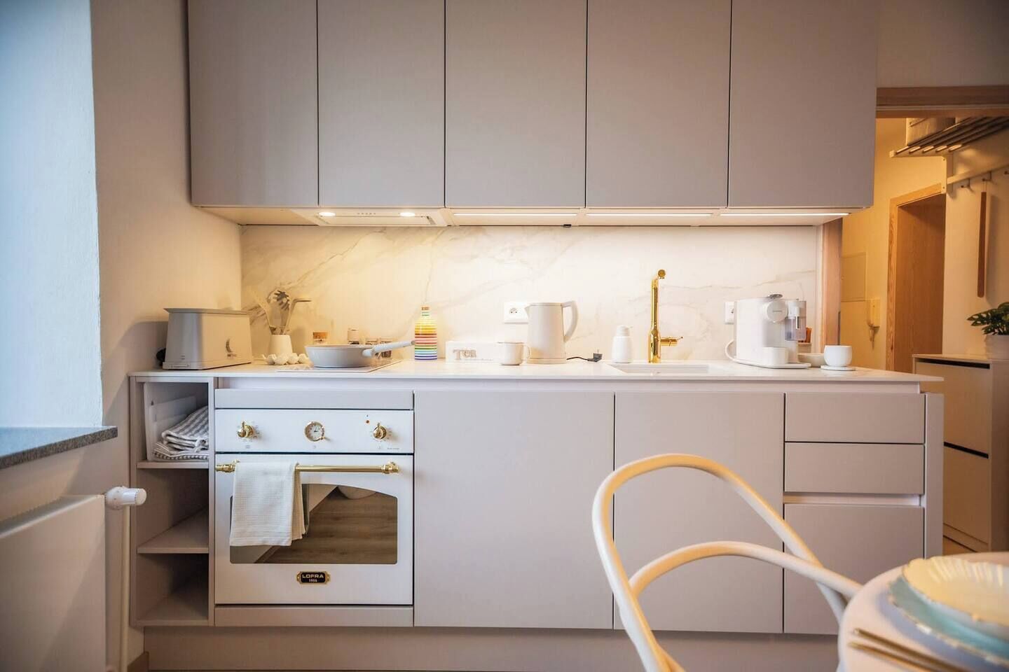 茶具/咖啡用具、冰箱、微波炉、烤箱