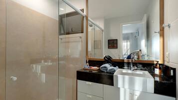 Basic-Apartment | Badezimmer
