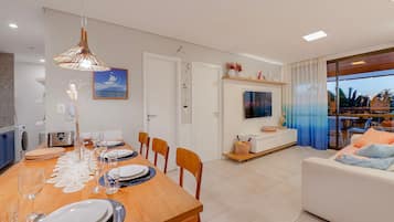 Basic Apartment | Interior