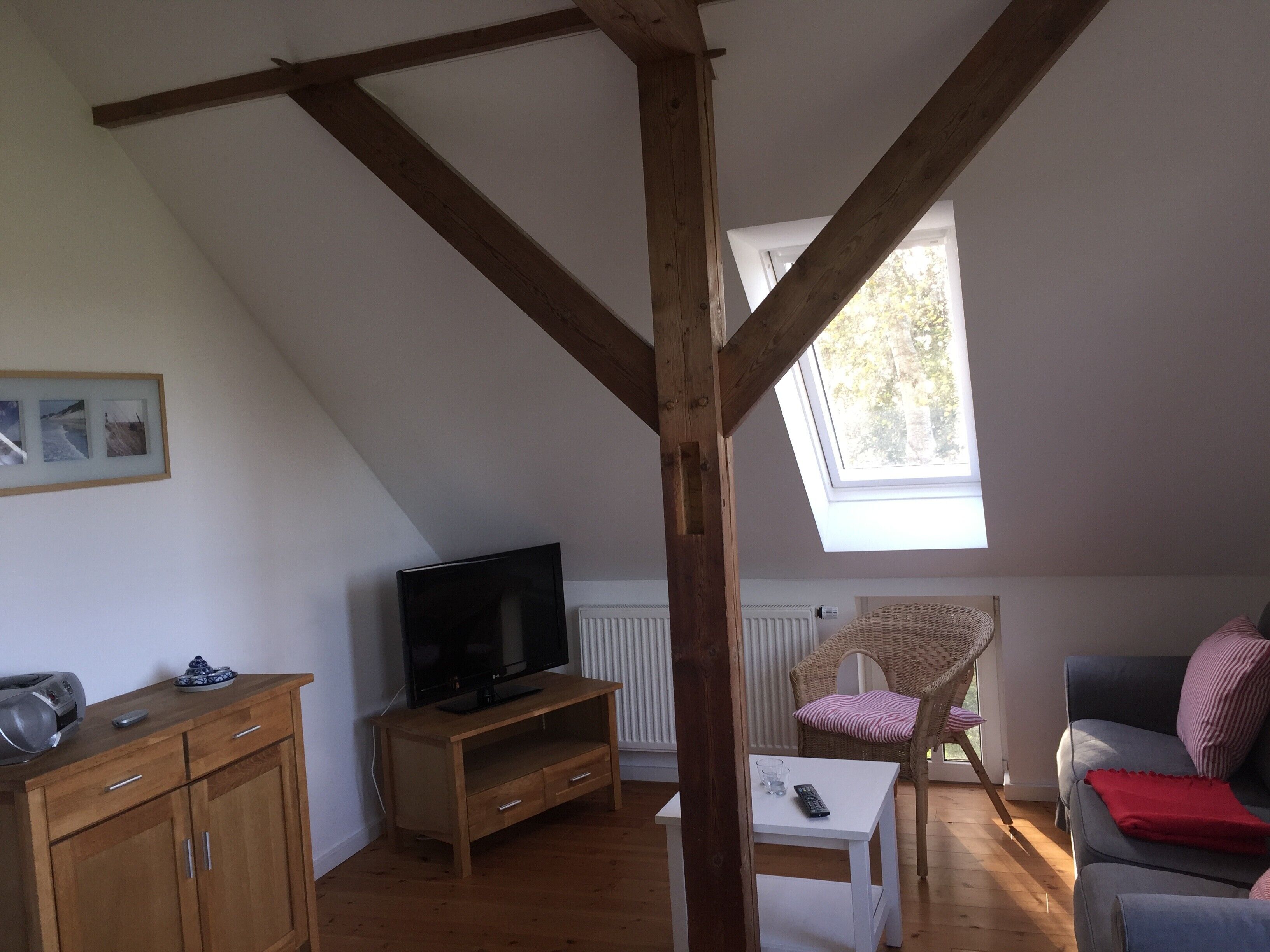 Fernseher, Stereoanlage