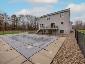 Unclassified image, 2 of 39, button - BRAND-NEW 6BR SOUTH HAVEN HOME, HEATED POOL, 1 ACRE,  SLEEPS 12 (South Haven)