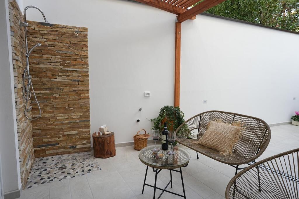 Deluxe Double Room, Patio, Courtyard View | Terrace/patio