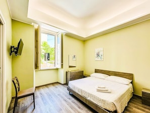 Desk, WiFi, bed sheets - Civico Uno - Taranto (Taranto)