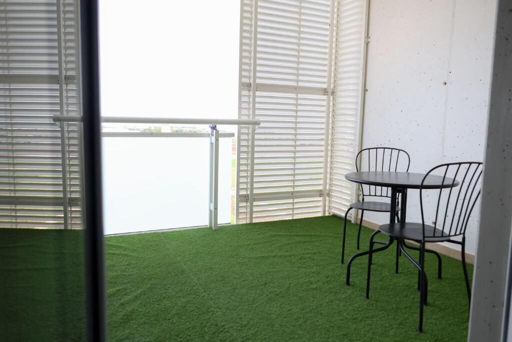 Triple Room, Balcony, Sea View | Dining