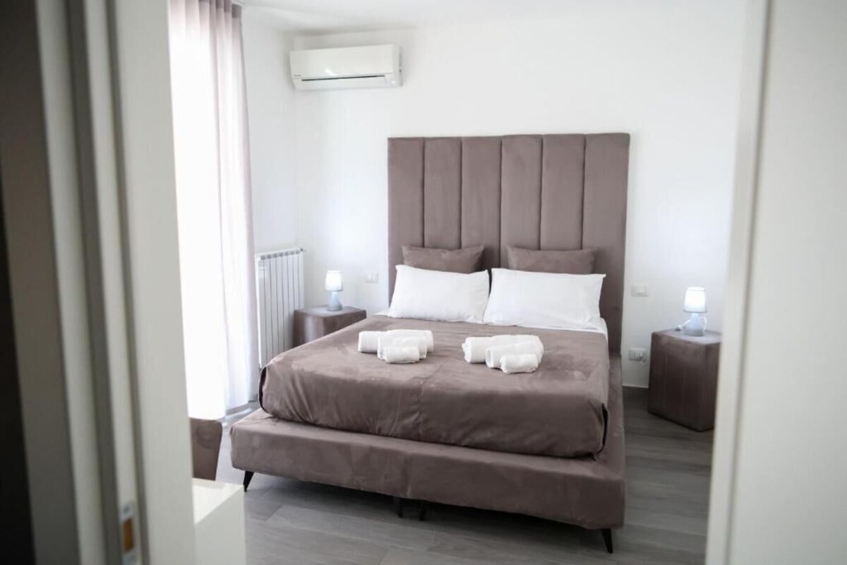 Deluxe Double Room, Balcony, Sea View | WiFi (free)