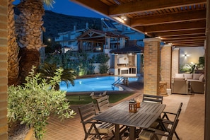 Exterior - Villa Liberta Athenian Riviera (Ormos Katafygi)